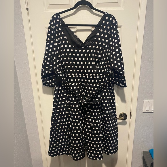 Retro Polka Dot V-neck dress (Size 22) - Picture 1 of 8